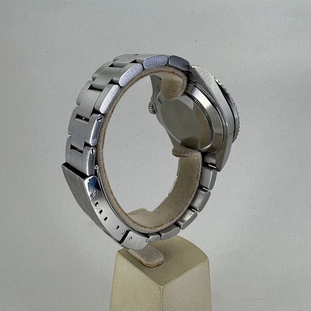 Rolex Submariner 16610 LV Flat Four Image 3